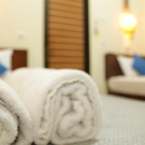 Zimmer mit zwei Einzelbetten